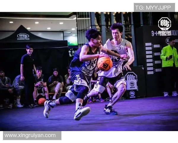 足球大C引领新时代球场风潮他是如何改变比赛格局的秘诀揭秘 足球大C引领新时代球场风潮他是如何改变比赛格局的秘诀揭秘