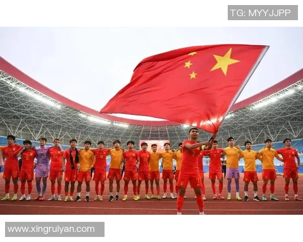 足球主场的壮丽风景与激情瞬间展现了球迷的热情与球队的荣耀